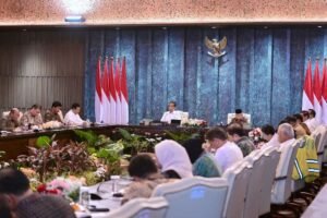 Presiden Jokowi pimpin sidang paripurna perdana di Istana Garuda IKN