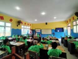 Memanfaatkan Teknologi Untuk Mengatasi Keterbatasan Ruang Kelas Di Sekolah Dasar