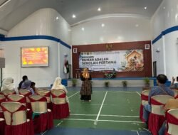 Seminar Parenting SD STKIP Muhammadiyah Babel Tekankan Pentingnya Peran Keluarga sebagai Sekolah Pertama Anak