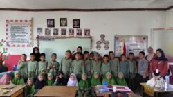 Mahasiswa KKN Unmuh Babel Sosialisasikan Pencegahan Kenakalan Anak dan Bullying di SDN 7 Simpang Katis